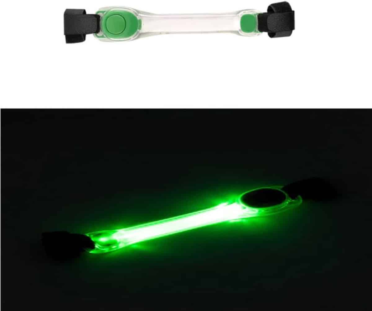 Beste-lichtgevende-puppy-halsbandjes